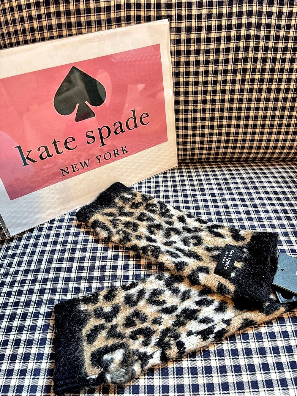 kate spade new york Graphic Leopard fingerless Gloves Black & Brown